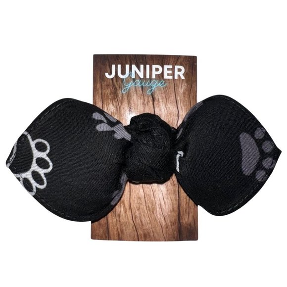 Dog Mom Black and Gray Bandana Knotted Hair Bow - Picture 1 of 11